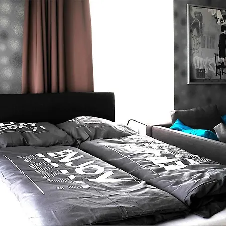 Apartment Brand New Cosy 1 Bd Apt. In Nido * Is All You Need *