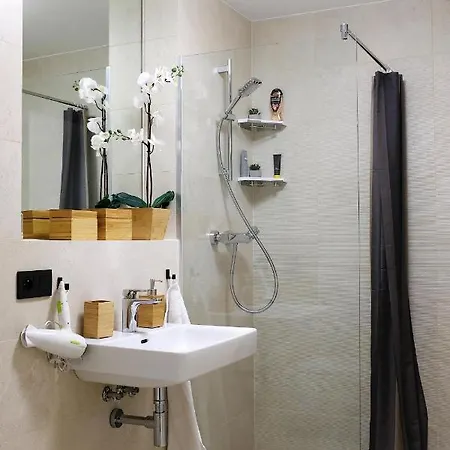Brand New Cosy 1 Bd Apt. In Nido * Is All You Need